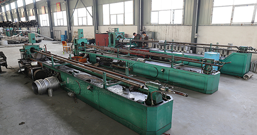 波紋<a href=http://www.zgearllc.cn target=_blank class=infotextkey>補(bǔ)償器</a>生產(chǎn)現(xiàn)場(chǎng)