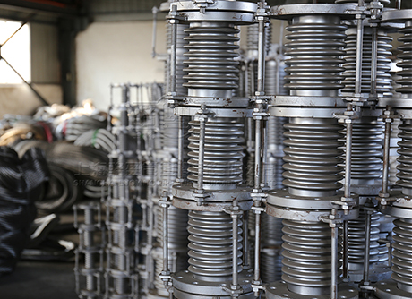 澳門圣安多尼堂區(qū)波紋平衡補(bǔ)償器